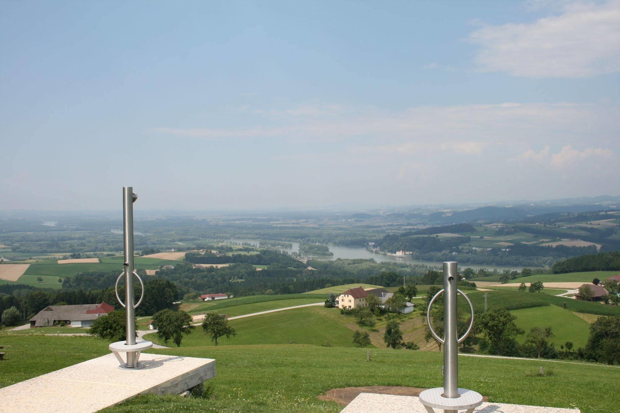 Gasthof Alpenblick Amstetten Exterior photo